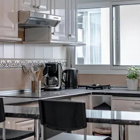 Charming 3-bed In Apartment